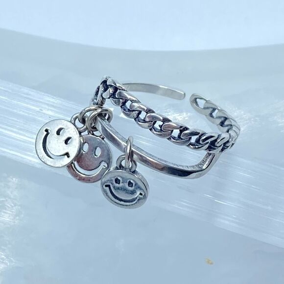 Sterling Smile Charm Ring 925 Silver - Picture 2 of 5